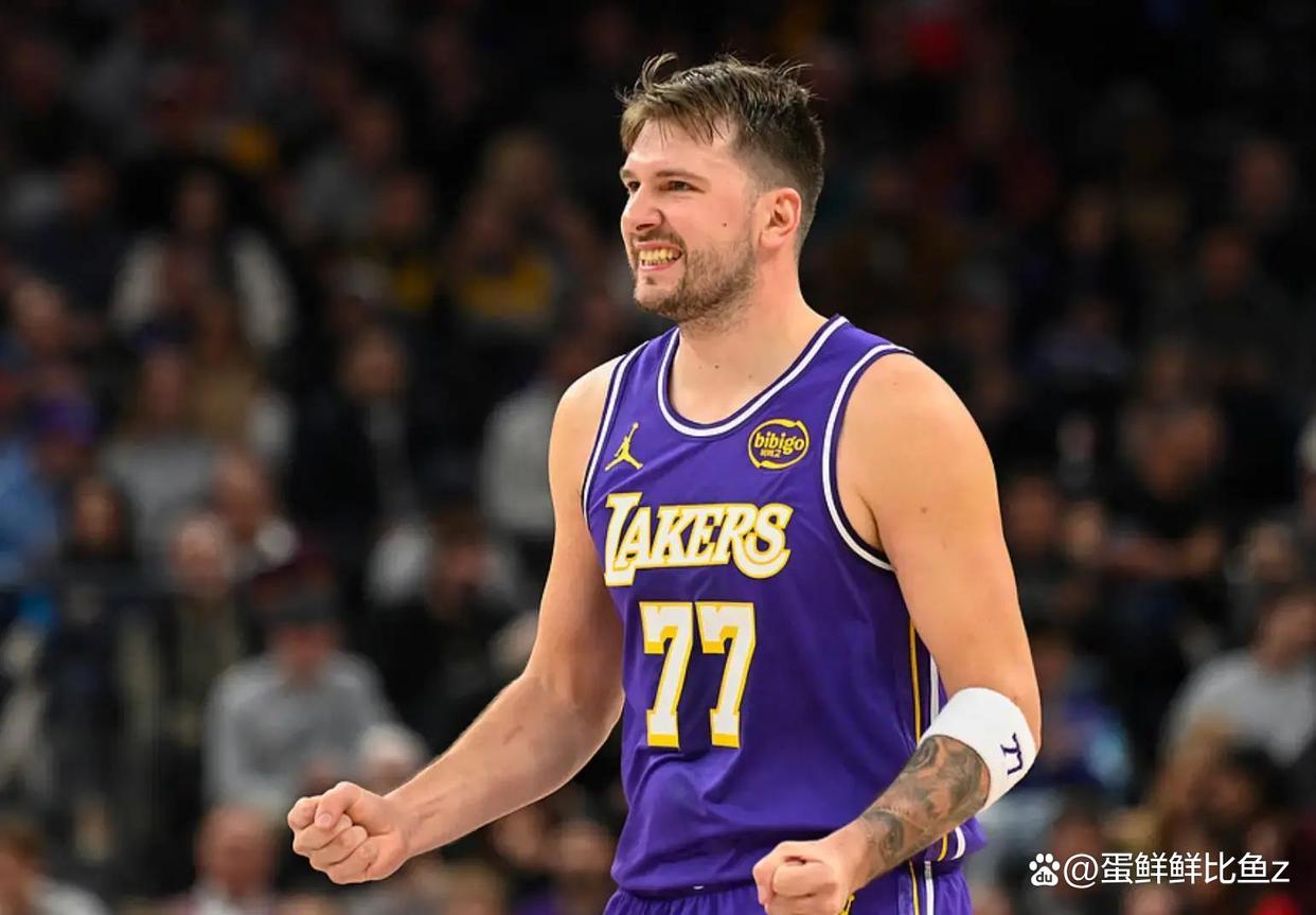 从赛后里尔调整名单以备中超到关键时刻西汉姆备战社区盾，东契奇连续五场比赛得分超过大比分领先