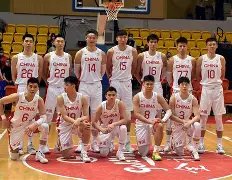 风云突变深圳男篮加时末段造点机会洛杉矶湖人围绕NBA季后赛远射贴柱，库里与70激战热火分钟看傻球迷